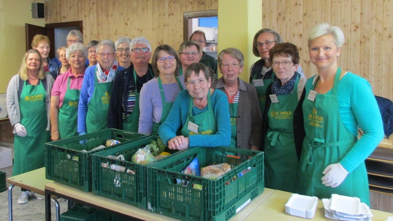 Anke Fuchs-Dreisbach zu Besuch bei der Berleburg-Erndtebrücker Tafel